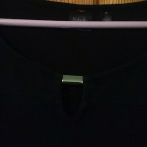 Top - Picture 2 of 2